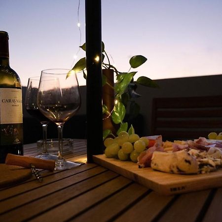 Cosy Designer Seaview Penthouse With Terrace & Bbq Apartment St. Paul's Bay Exterior photo